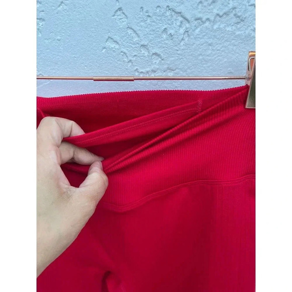 PINK Active Womens High Rise Crop Leggings Red Sz S - Picture 4 of 11